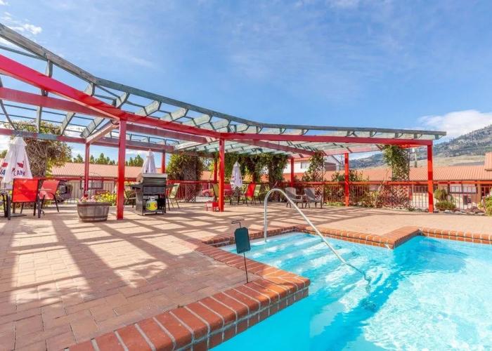 Westridge Motor Inn