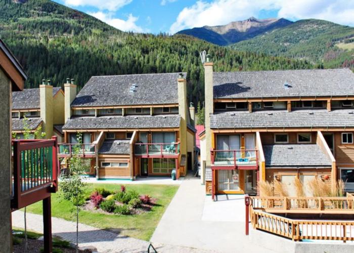 Panorama Vacation Retreat at Horsethief Lodge