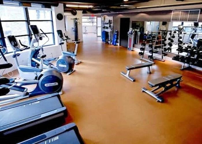 SPACIOUS Studio | Ski In/Out | Pool & Hot Tubs | in the Heart of PANORAMA RESORT