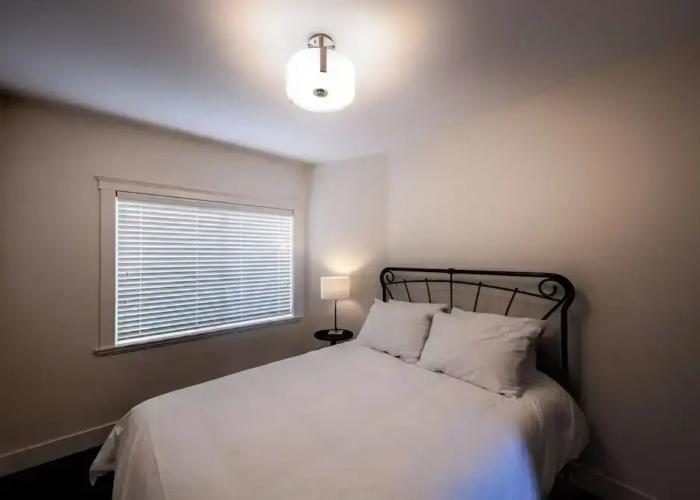 Qualicum Beach Ocean Suites