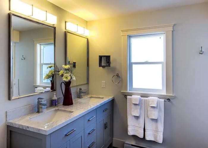 Qualicum Beach Ocean Suites