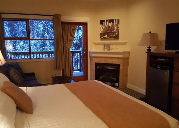 The Pinnacle Lodge
