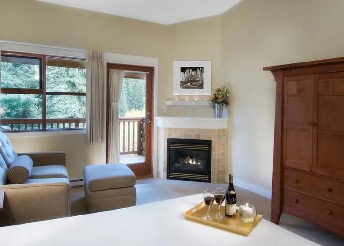 The Pinnacle Lodge