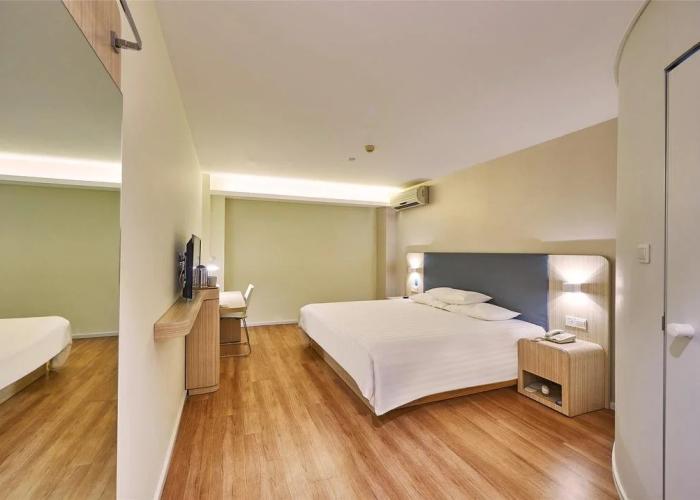 HanTing Hotel (Changchun Heping Avenue)