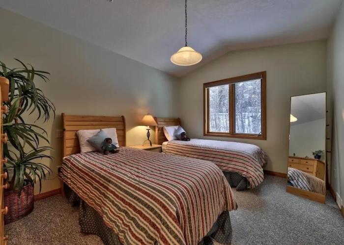 Snow Creek Village #20 By Bear Country