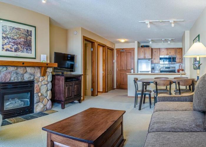 Fireside Lodge #413 By Bear Country