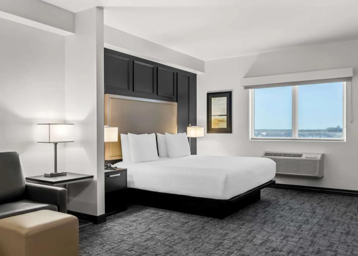 Best Western Plus Winkler
