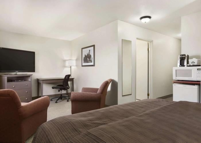 Days Inn by Wyndham Steinbach