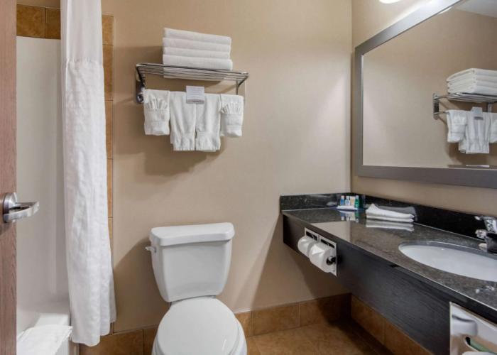 Comfort Inn & Suites