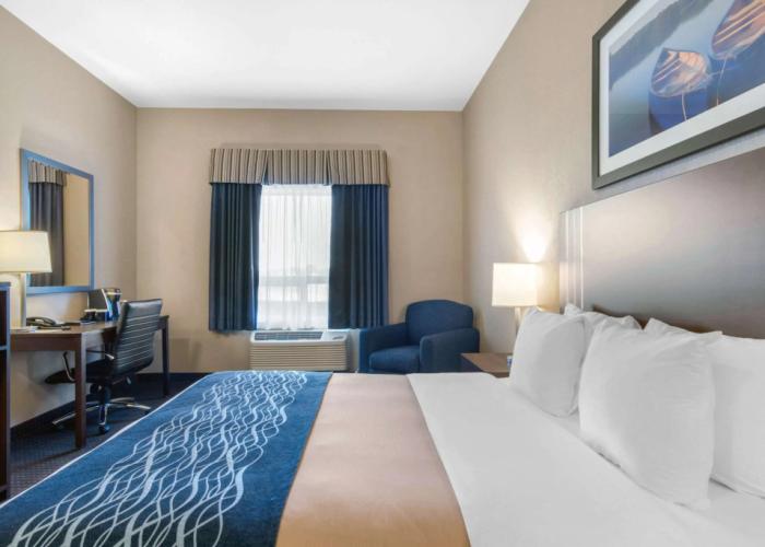Comfort Inn & Suites