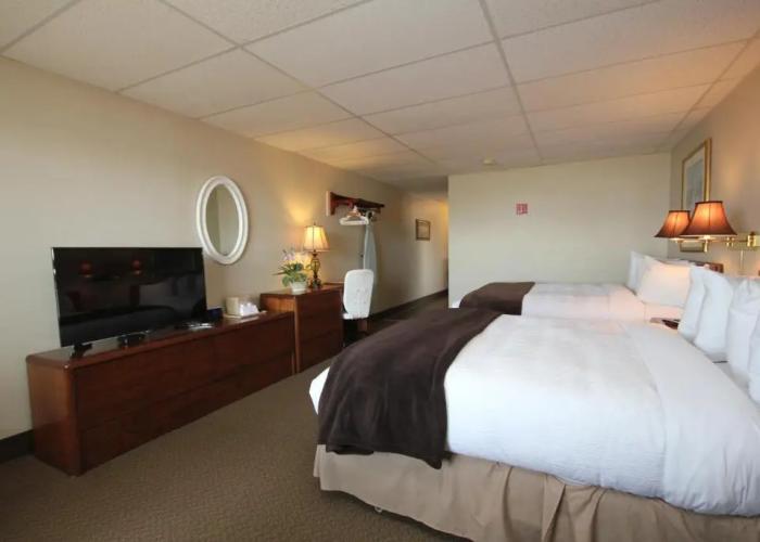 Saint Andrews Inn & Suites