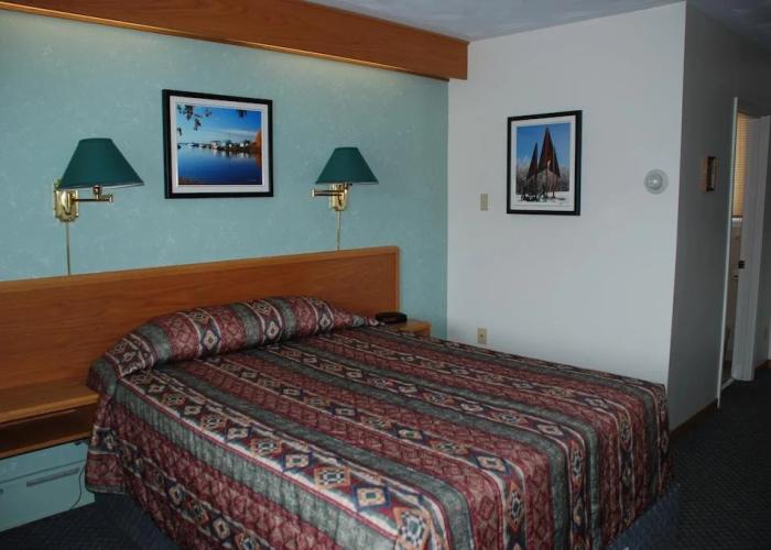 Lakeview Inn