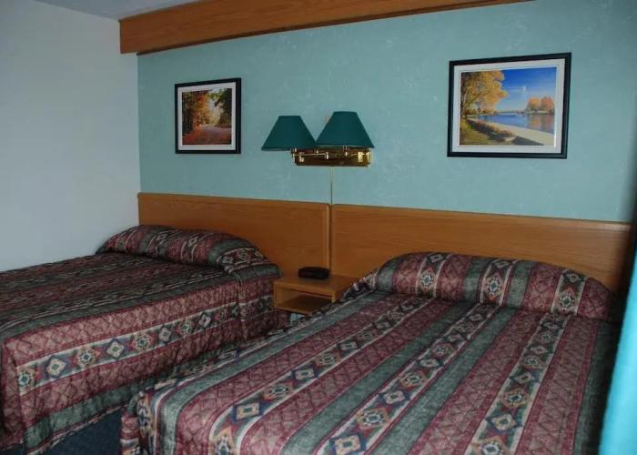 Lakeview Inn