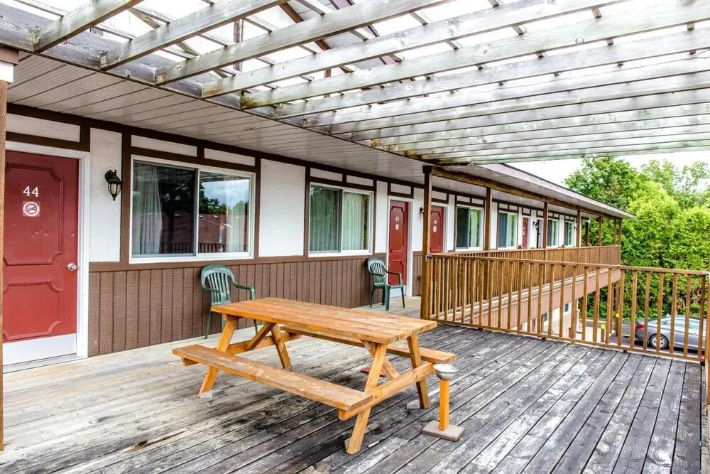 фото Cedar Lodge Motel