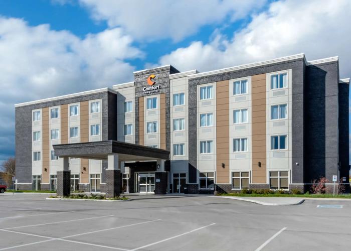 Comfort Inn & Suites