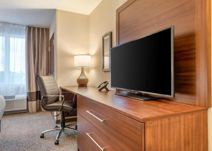 Comfort Inn & Suites