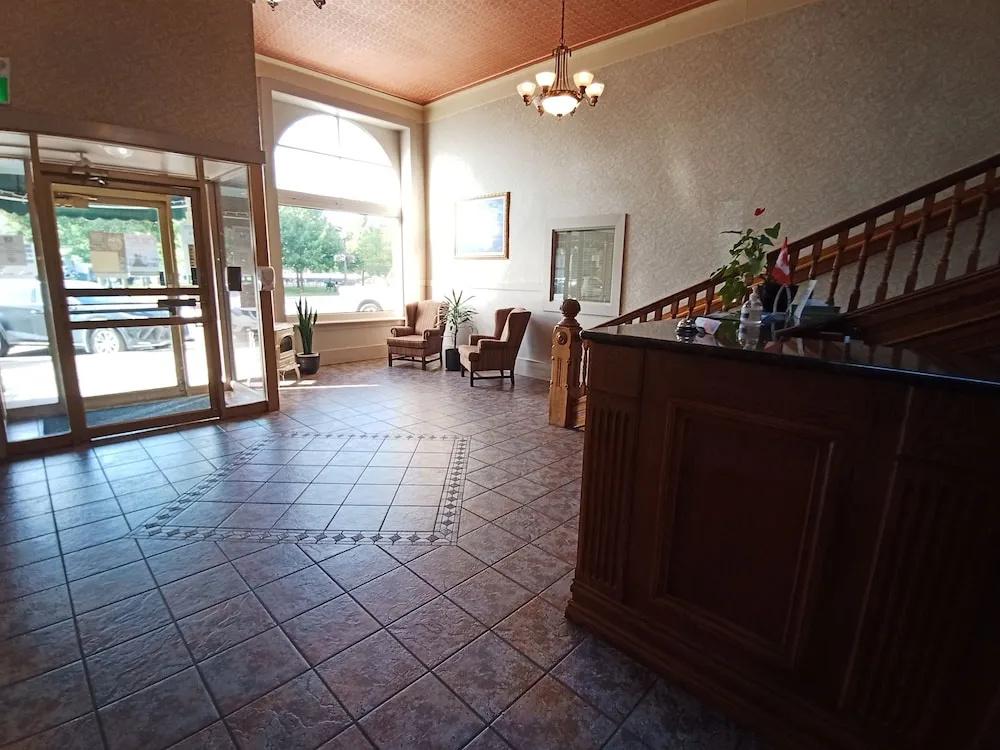 фото Hotel Bedford
