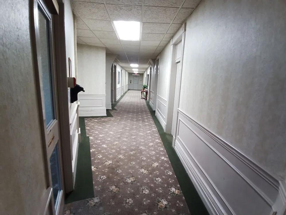 фото Hotel Bedford