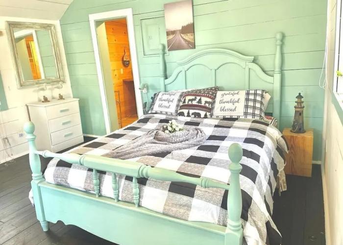 Muskoka Lake Cottages