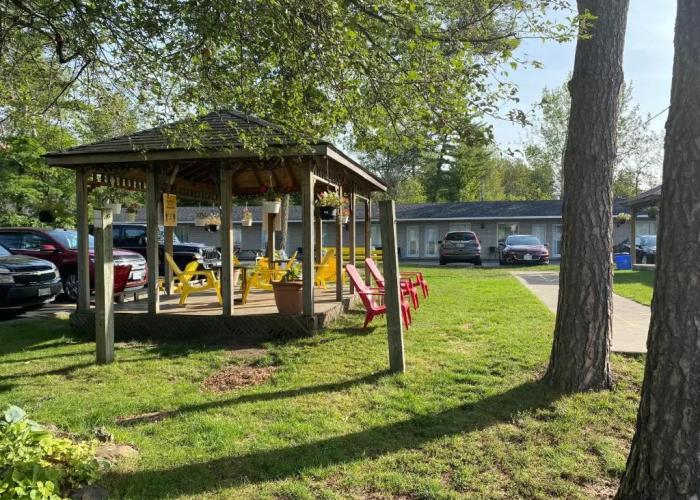 Wasaga Beach Inn And Cottages