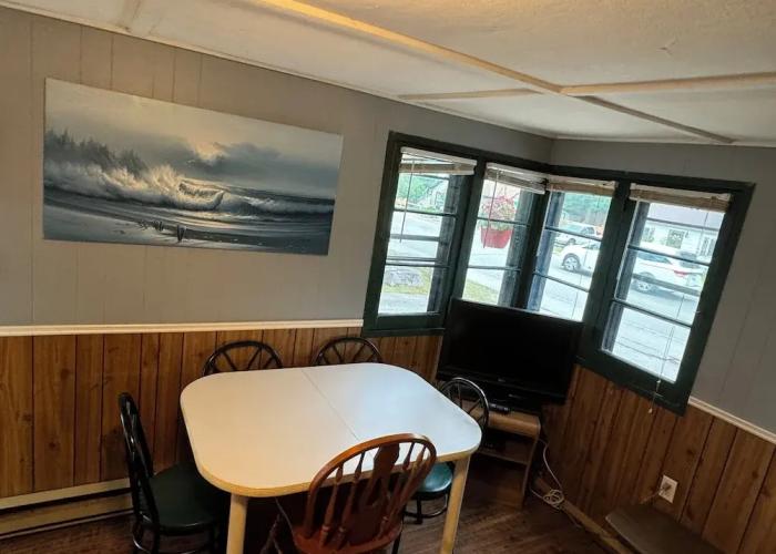 Alton Lodges