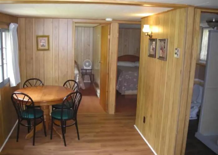 Alton Lodges