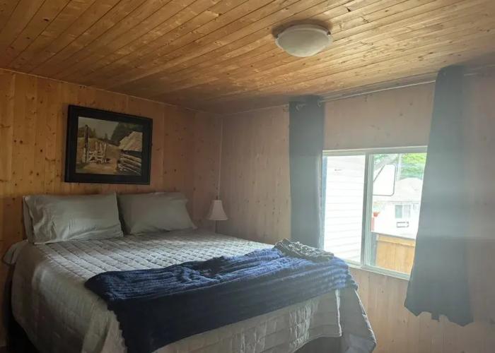 Alton Lodges