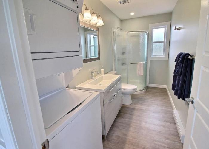 Cavendish Bosom Buddies Cottage Resort