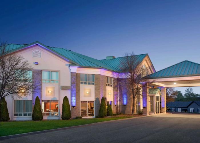 Days Inn by Wyndham Montmagny