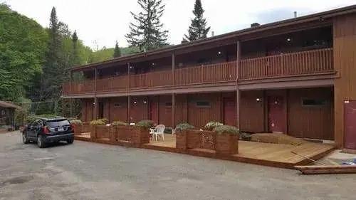 Hôtel du Lac Lenore