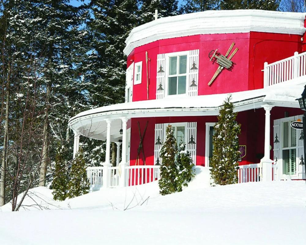 Auberge de La Tour du Lac