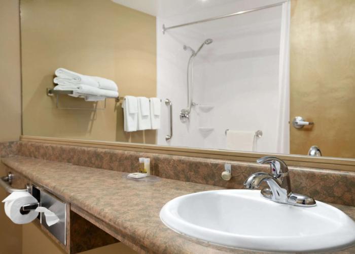 Days Inn by Wyndham Estevan