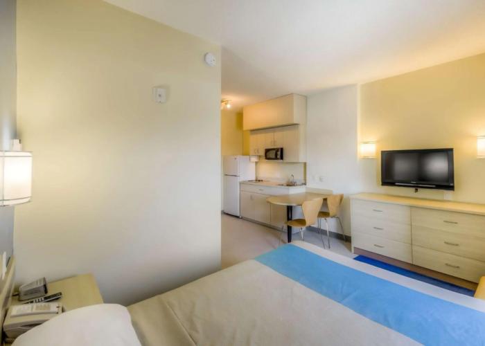 Motel 6 Estevan, SK