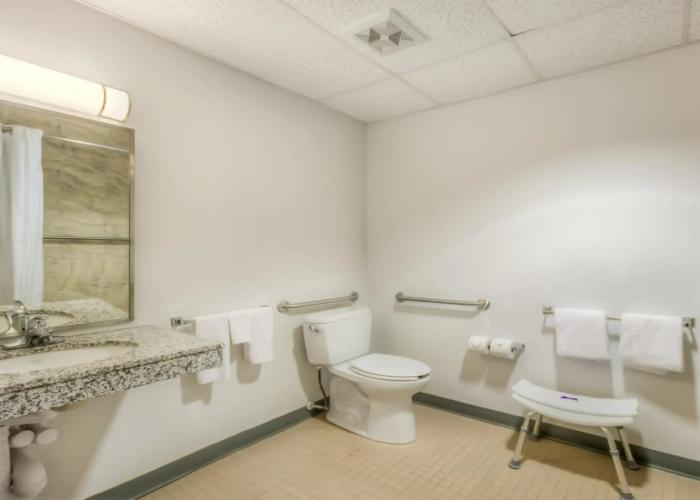 Motel 6 Estevan, SK