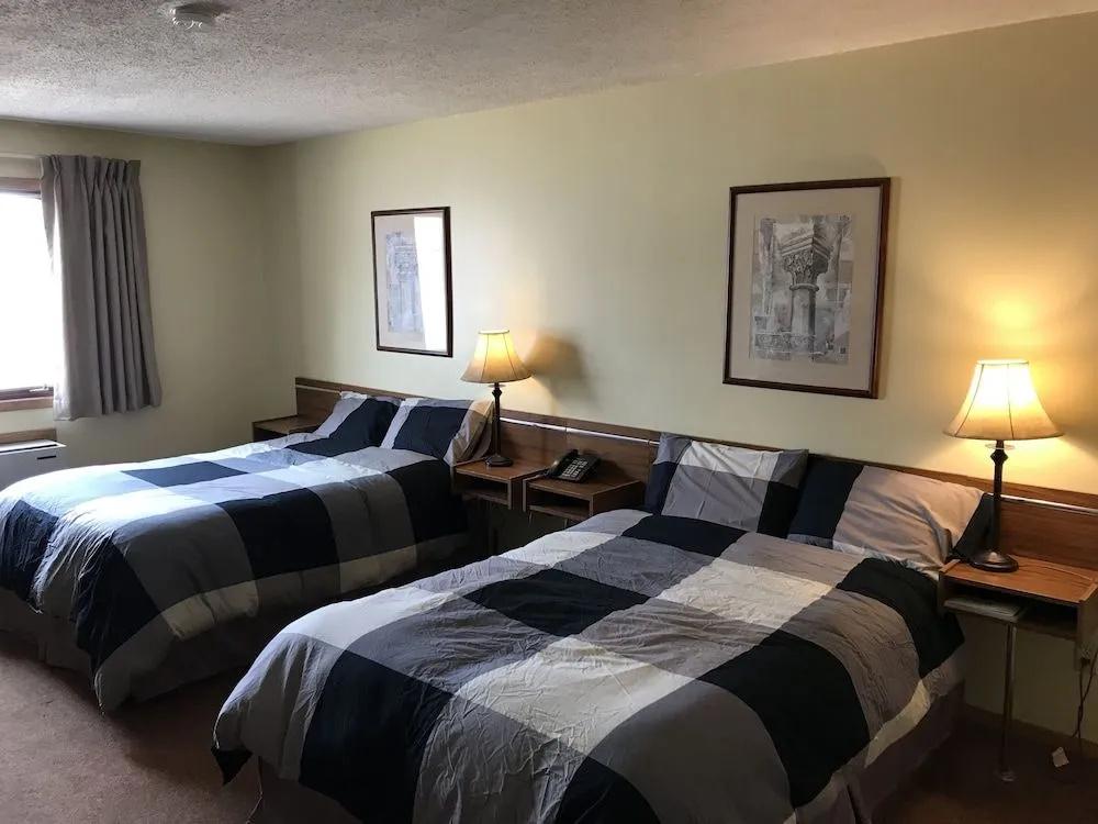 фото Tower Inn
