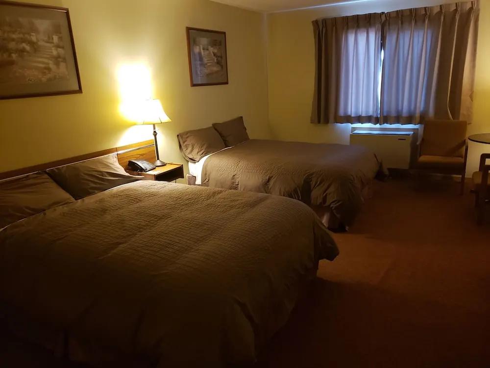 фото Tower Inn