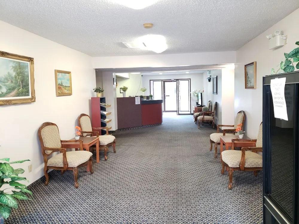 фото Tower Inn