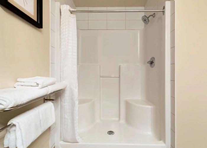 Travelodge by Wyndham Weyburn
