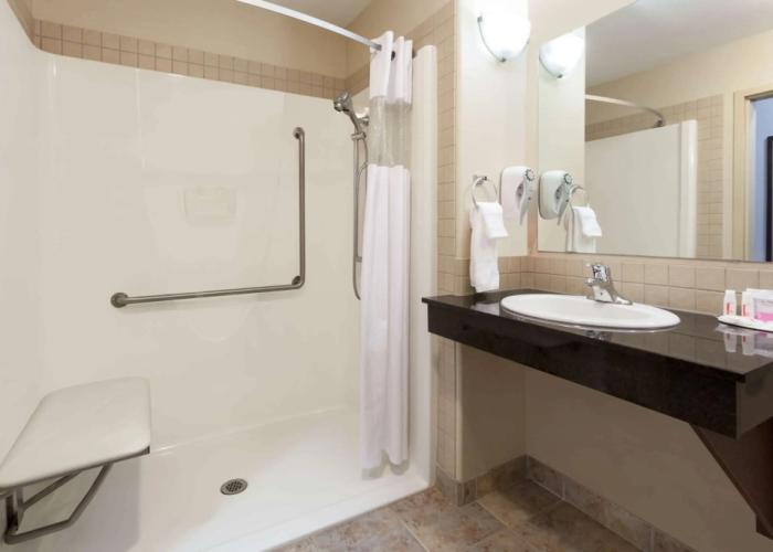 Ramada by Wyndham Weyburn