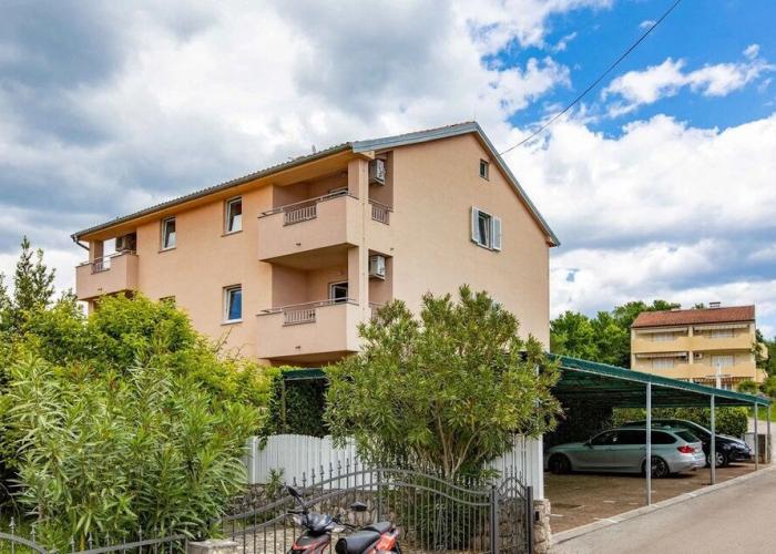 Apartments Dunja Malinska