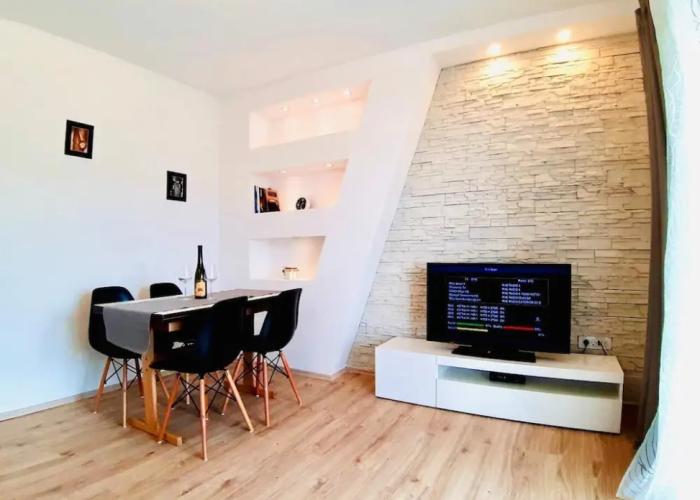 Apartments and Rooms Viskic