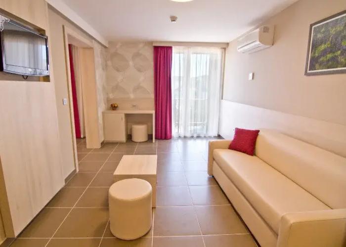 Lopar Hotel