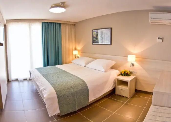 Lopar Hotel