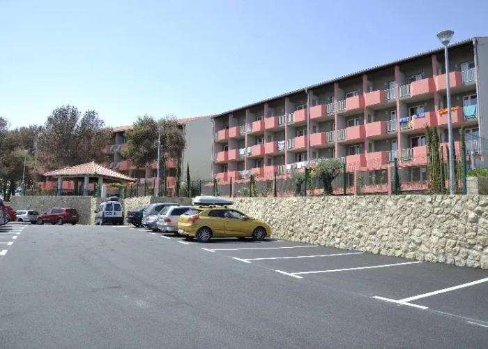 Lopar Hotel