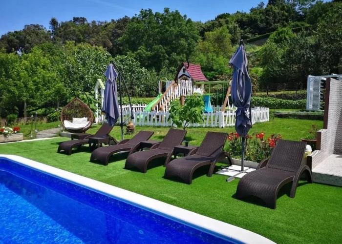 Villa Subic