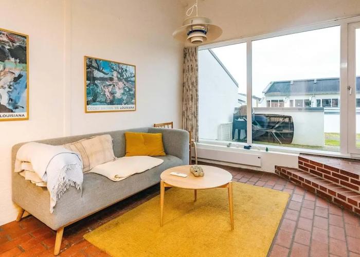 6 Person Holiday Home in Brovst