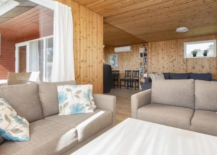 6 Person Holiday Home in Ebeltoft-by Traum