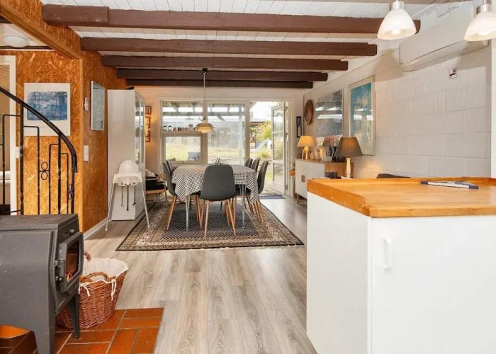 6 Person Holiday Home in Ebeltoft