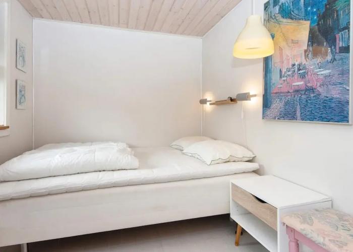 6 Person Holiday Home in Ebeltoft