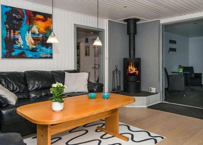 8 Person Holiday Home in Ebeltoft-by Traum
